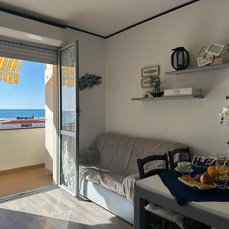 House Little Boat By Holiday World Riva Trigoso Exterior photo